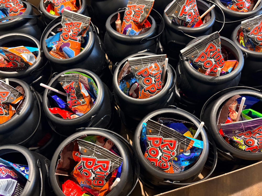candycauldron.jpg